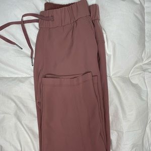 Lululemon joggers